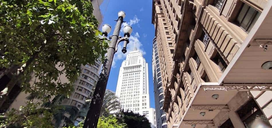 Exterior do Edifício Altino Arantes, onde fica o Farol Santander, em SP