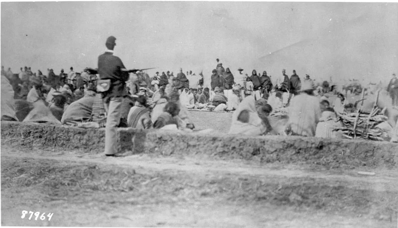 A Grande Caminhada Navajo, durante as 'Guerras Indígenas'