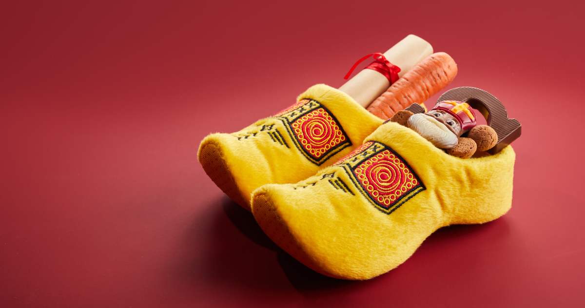 Deixa cenouras dentro dos sapatos perto da lareira é uma tradição de Natal na Holanda