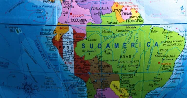 Países que não precisam passaporte: 9 países baratos da América do Sul para viajar