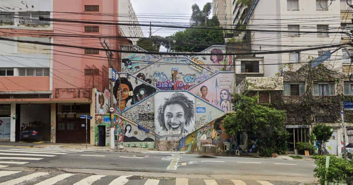 Escadão Marielle Franco em Pinheiros