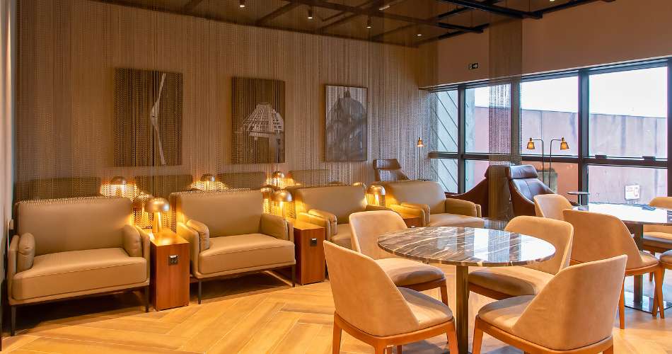 Sala VIP no Aeroporto de Guarulhos terminal 2: W Premium Lounge - The West