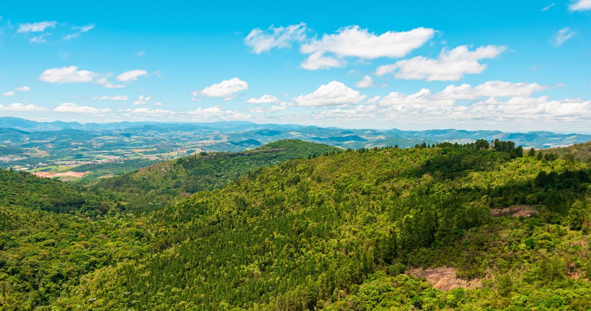 Paisagem de Atibaia cidade ideal para férias de julho com bebês