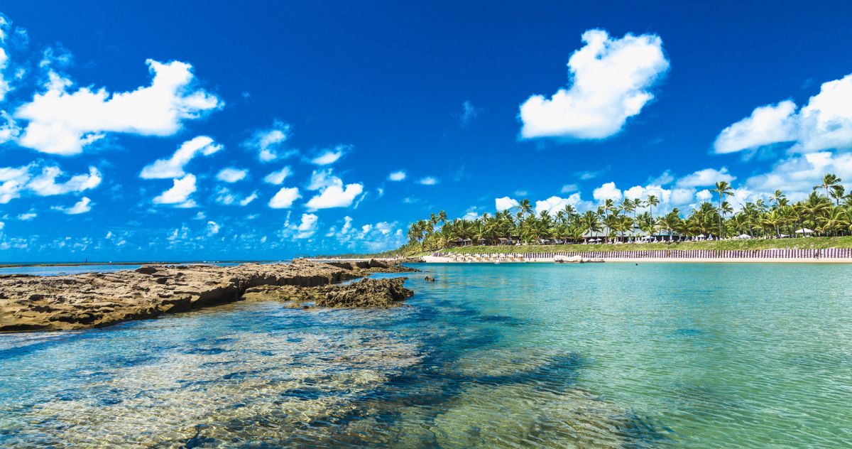Praia calma em Porto de Galinhas ideal para famílias