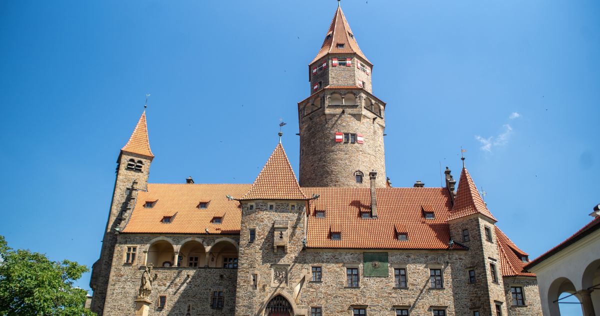 Exterior do Castelo de Bouzov,